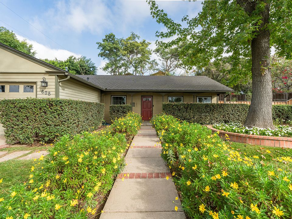 1st image of 608 Camino Campana