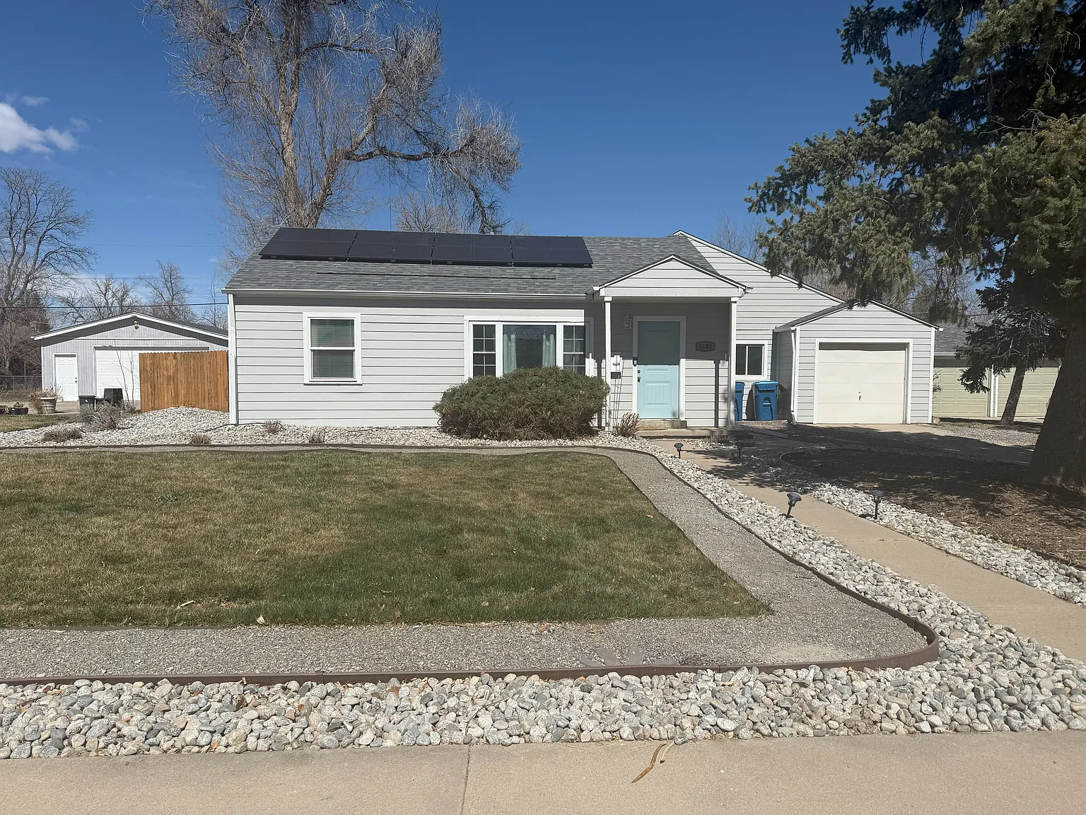 3 bed, 1191 sqft, $3,100 — Photo 1