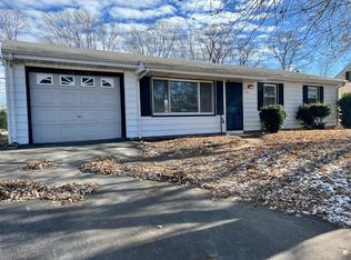 735 Eagle Crk, Valparaiso, IN 46385