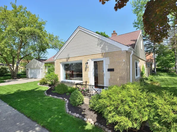 8104 West Hadley STREET, Milwaukee, WI 53222