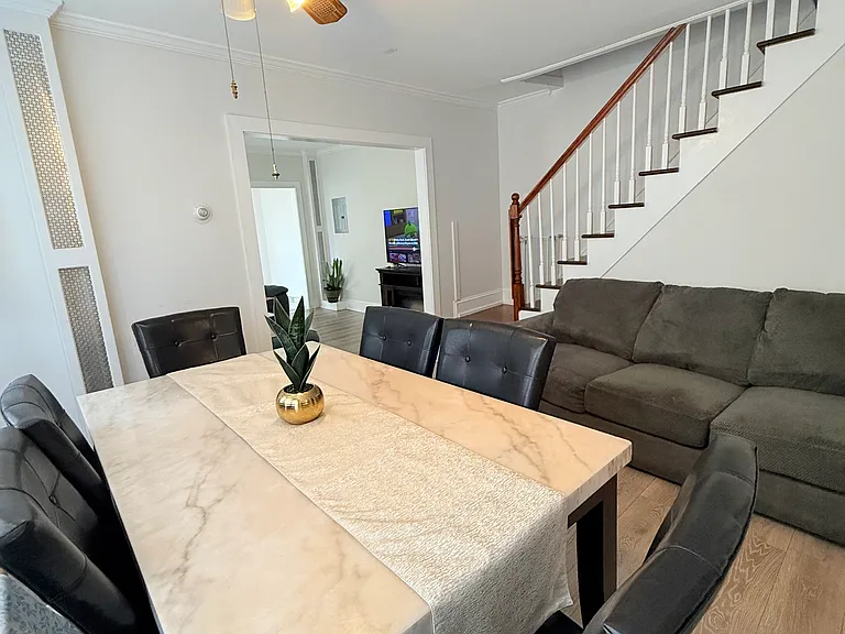 815 Carpenter Pl — Photo 8