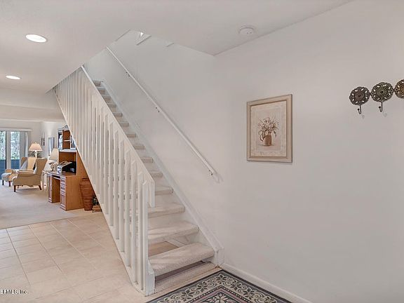 5th image of 343 Quail Pointe Dr