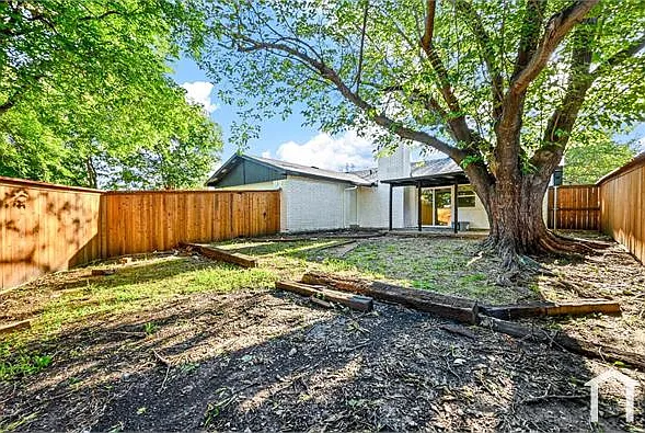 4 bed, 1911 sqft, $3,000 — Photo 3