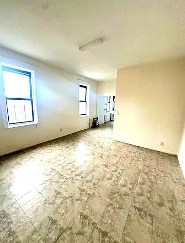 1283 Castle Hill Ave #2 Photo 1