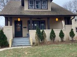 6511 W Wisconsin Ave, Wauwatosa, WI 53213