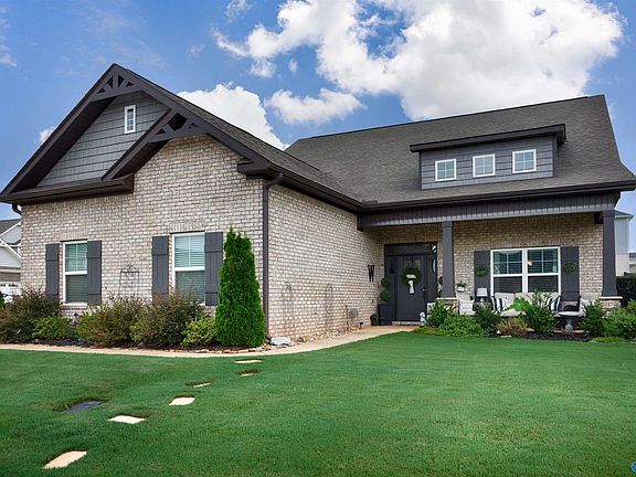 3rd image of 1 Hancock Ln