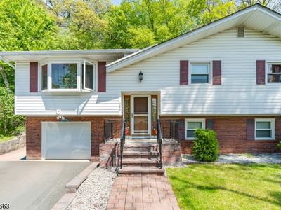 580 Eric Ln, Landing, NJ, 07850