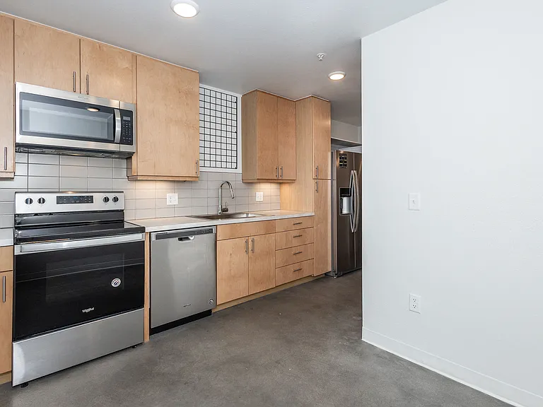 757 Grant — Photo 68