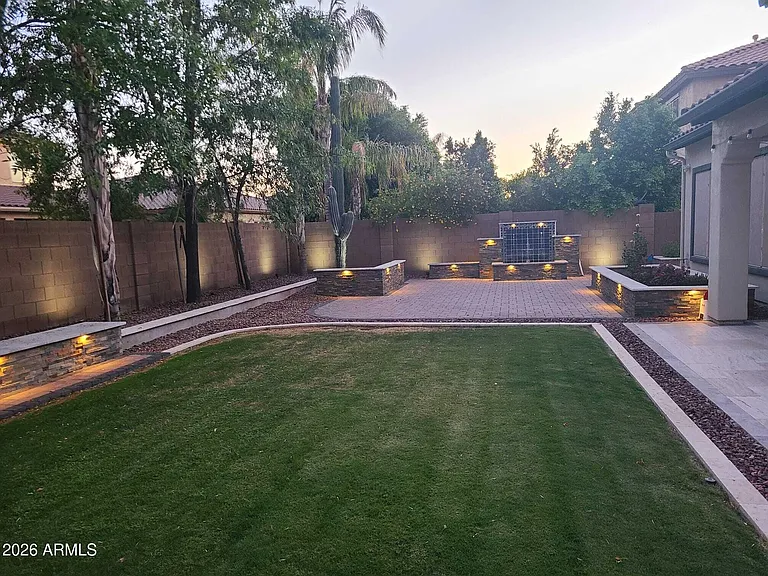 419 W Balsam Dr — Photo 32