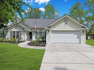 1015 Vestry Dr, Murrells Inlet, SC 29576