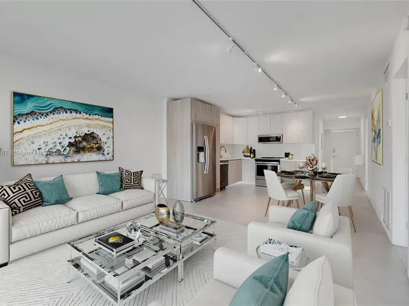 240 Galen Dr APT 308, Key Biscayne, FL 33149