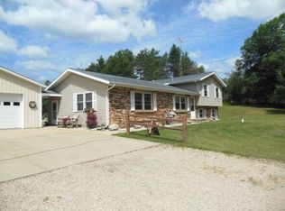 2870 S Harrison Ave, Harrison, MI 48625