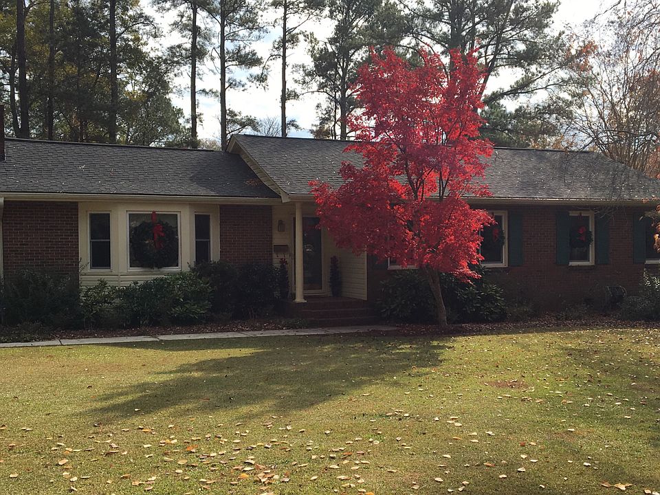 2nd image of 3 Hamden Cir