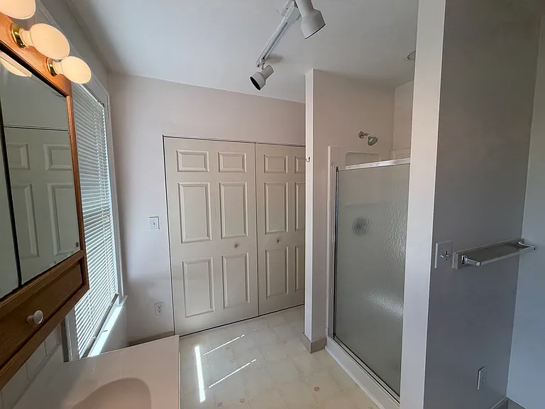 789 Ebner St — Photo 18