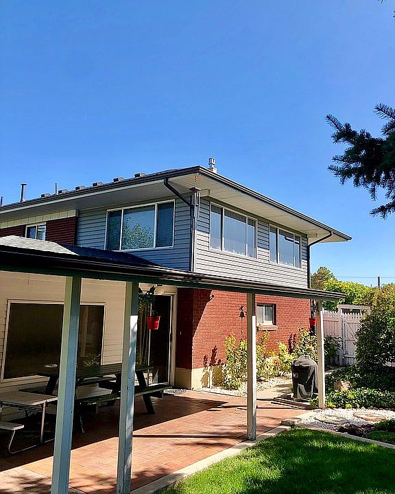 2nd image of 3054 S Maple Way