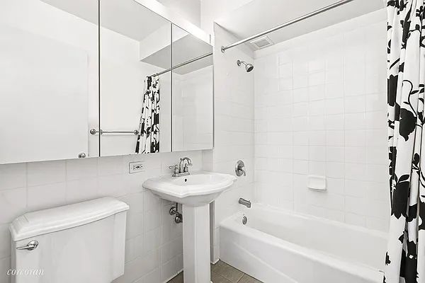 Rented by Corcoran | media 30