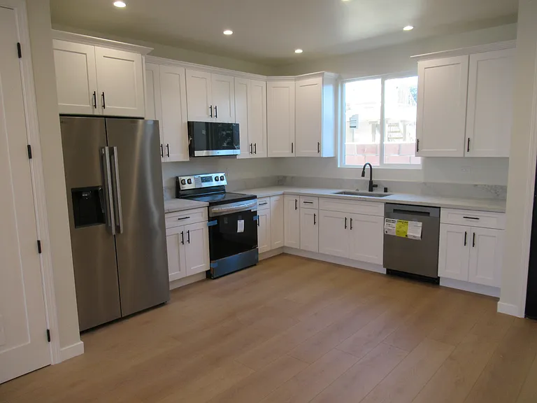9622 Belmont St #9622 — Photo 4