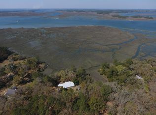 6908 Bears Bluff Rd, Wadmalaw Island, SC 29487
