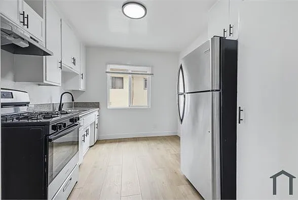 8414 S Figueroa St #5 — Photo 4
