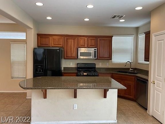 4th image of 9167 Wine Cellar Ave