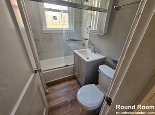 25 Mount Hood Rd APT 8, Brighton, MA 02135