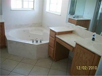 3rd image of 20435 NW 8th Ct