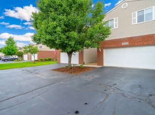 16558 Willow Walk Dr, Lockport, IL 60441