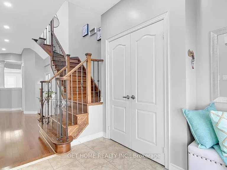 107 Fandango Dr #UPPER — Photo 5