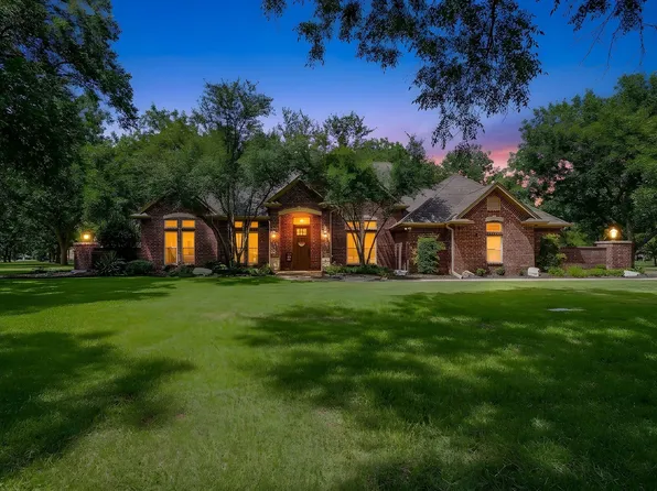 7406 Hampton Dr, Granbury, TX 76049