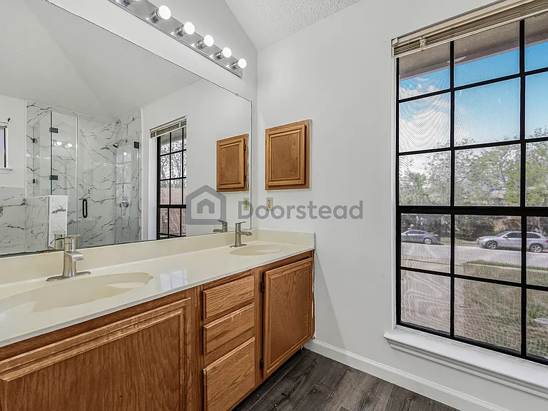 4707 Fallenash Dr — Photo 42