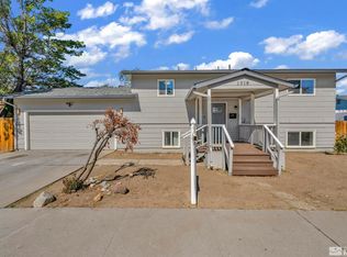 1318 Siskiyou Dr, Carson City, NV