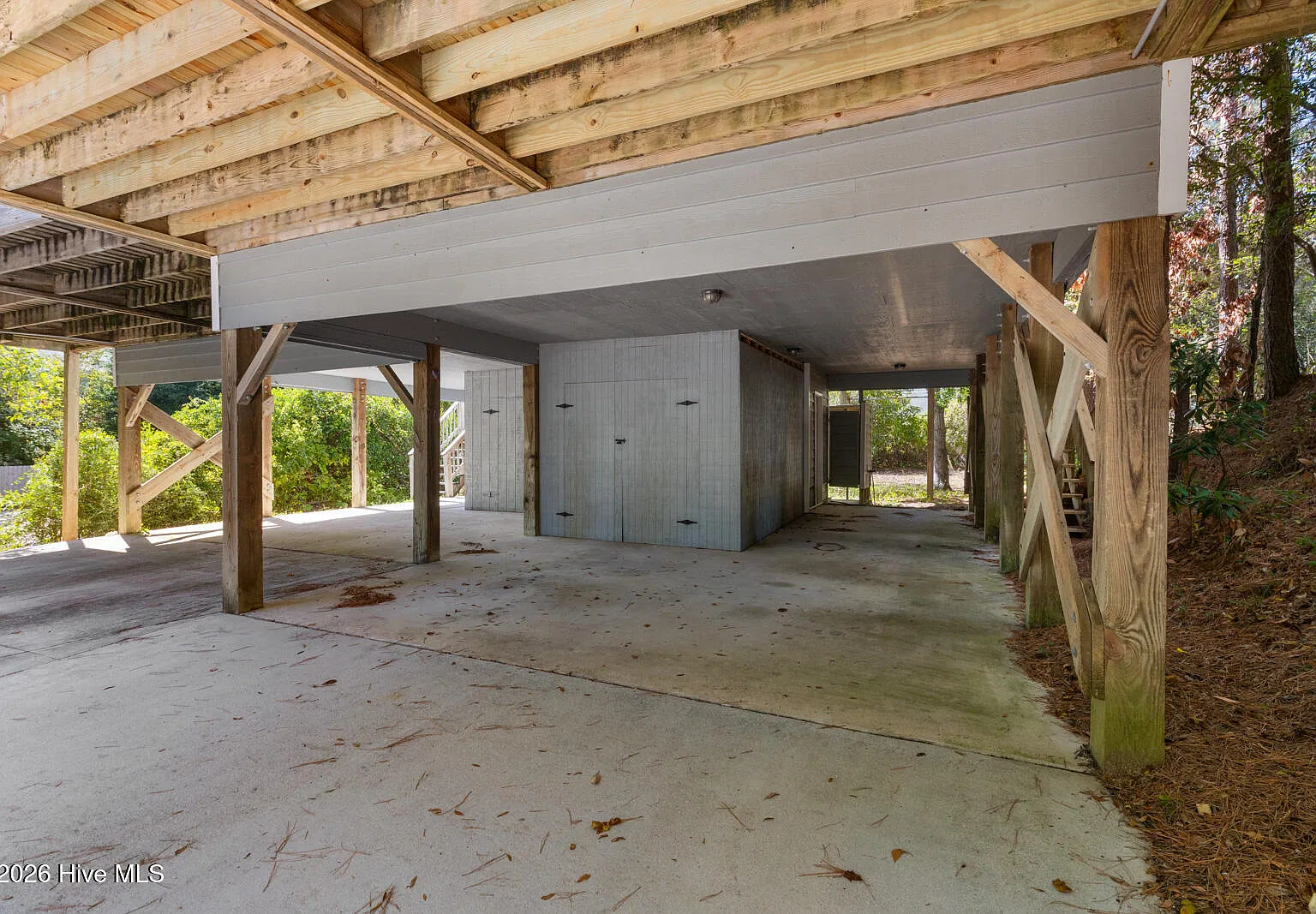 3 bed, 2.5 bath, $2,650 — Photo 2