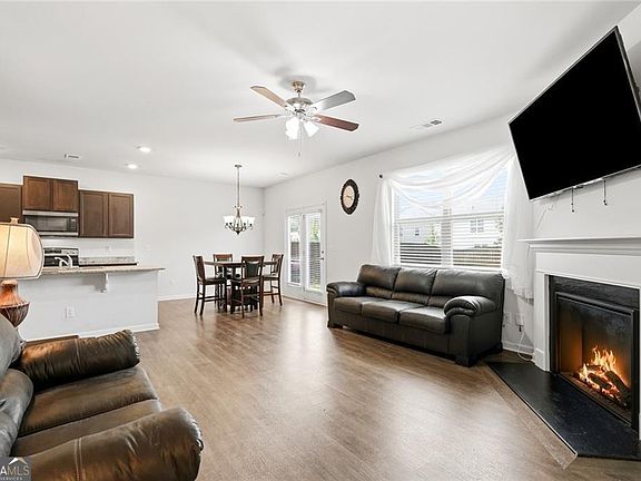 4th image of 5396 Pennington Ct