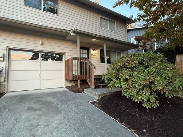 1002 McDonald Ave #B