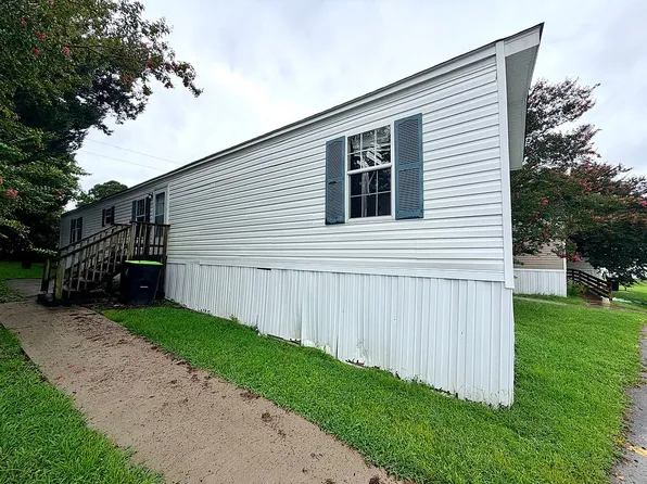 514 Kay St, Jacksonville, NC 28546