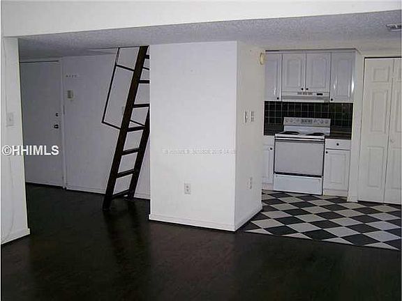 3rd image of 137 Cordillo Pkwy APT 5804