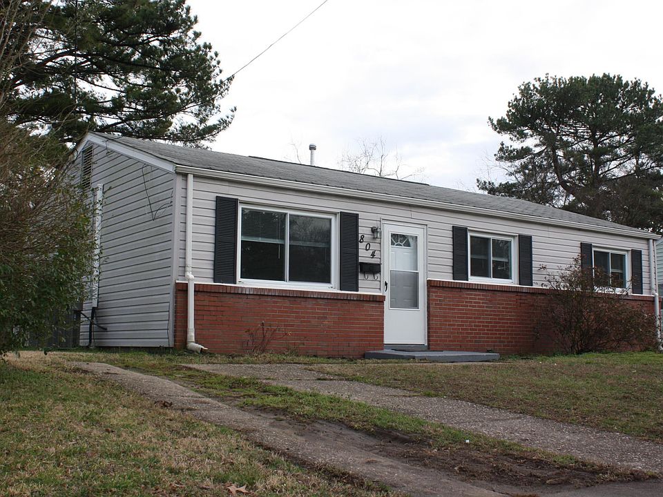 1st image of 804 Weiss Ln