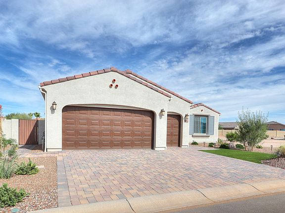 2nd image of 4856 W Loma Verde Ave