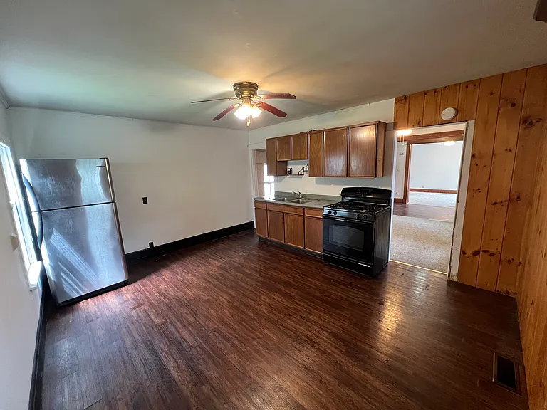 43 N 3rd St #2 — Photo 9