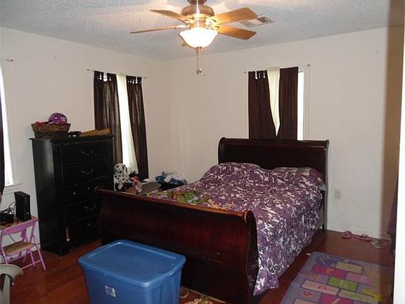 3rd image of 1632 Pratt Dr
