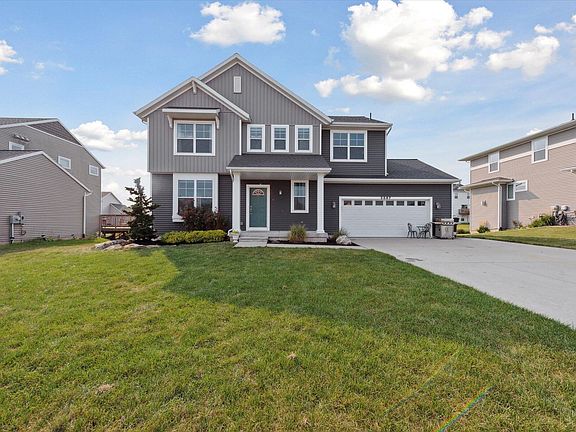 4th image of 5867 Sage River Ct SW