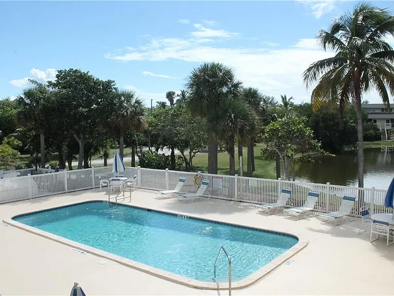 9400 Little Gasparilla Is #A10 — Photo 33
