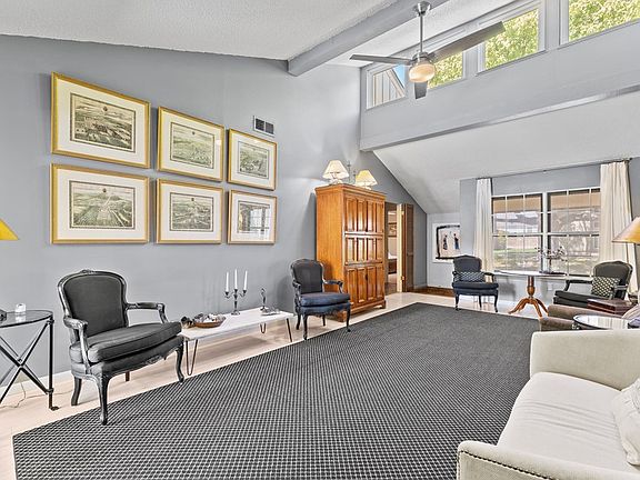 4th image of 1901 Leslie Dr APT J