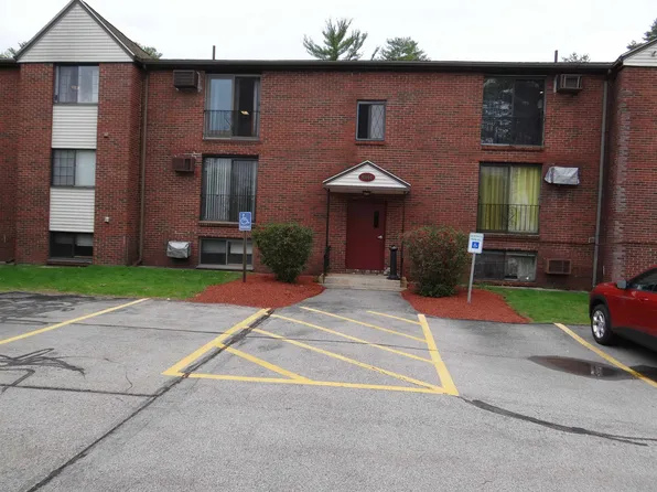 80R English Village Road #103, Manchester, NH 03106-1710