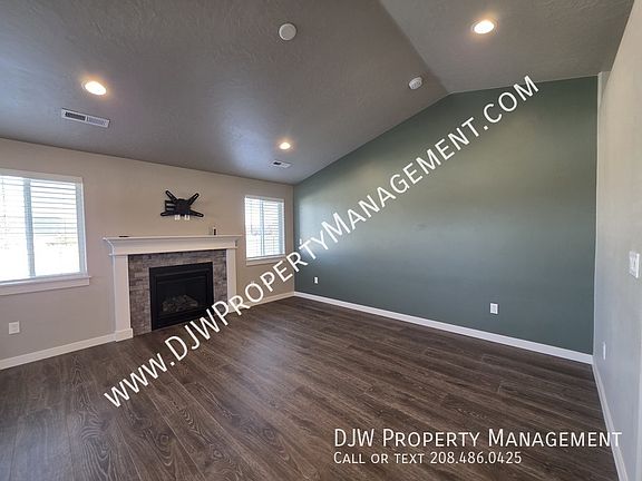 3rd image of 7528 W Itasco Dr