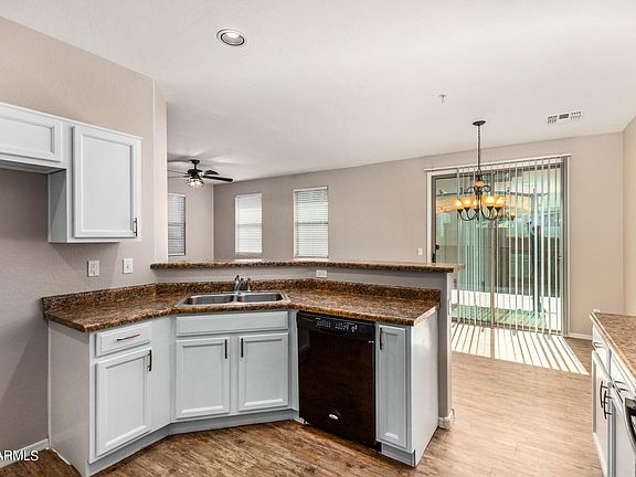 3rd image of 1255 S Rialto -- #163