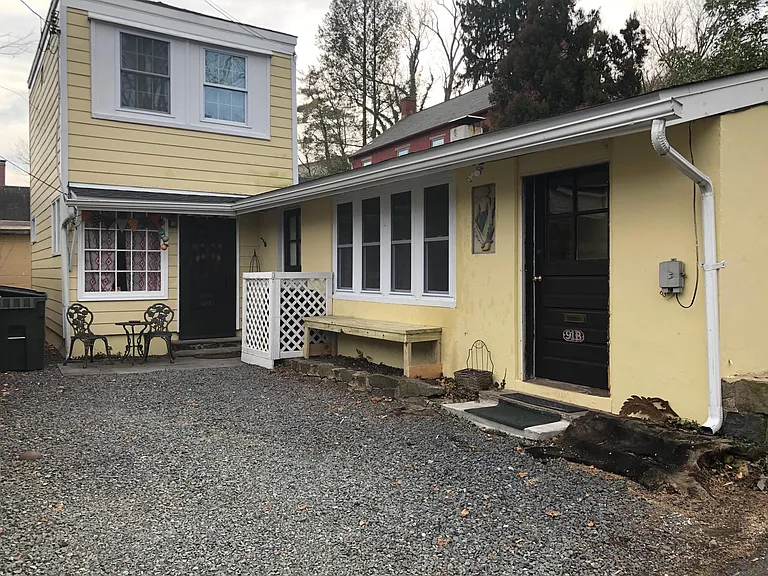 91 S Main St #B — Photo 2