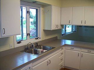 3rd image of 28 N 25th Ave