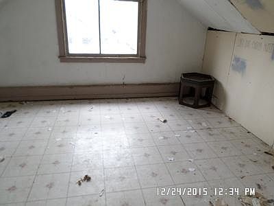 3rd image of 1547 Huron St