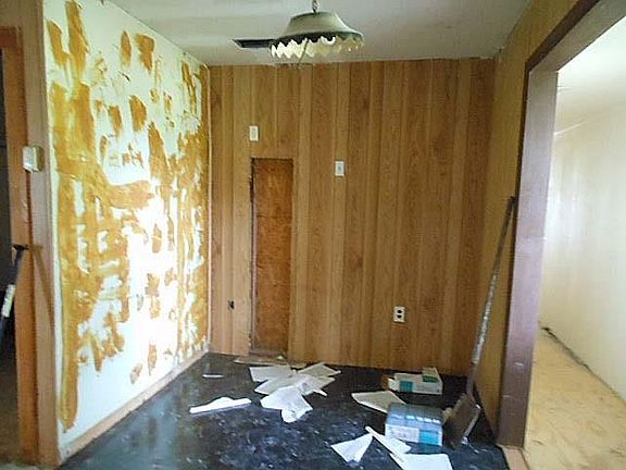 4th image of 518 E Coke St
